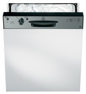 食器洗い機 Indesit DPG 36 A IX 写真