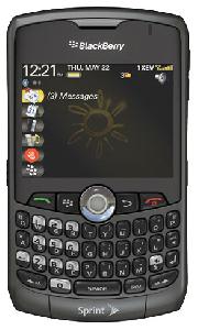 携帯電話 BlackBerry Curve 8330 写真