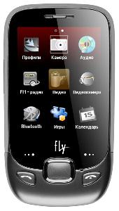 携帯電話 Fly E210 写真