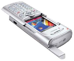 Стільниковий телефон LG G7050 фото