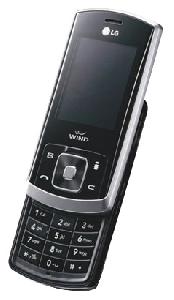 Мобилни телефон LG KE590 слика