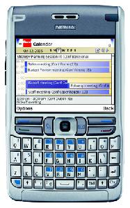 携帯電話 Nokia E61 写真