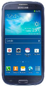 携帯電話 Samsung Galaxy S3 Duos GT-I9300I 写真