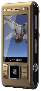 携帯電話 Sony Ericsson C905 写真