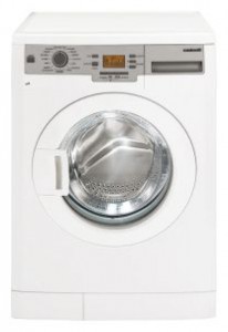 çamaşır makinesi Blomberg WNF 8427 A30 Greenplus fotoğraf
