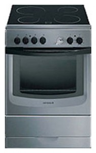 Кухненската Печка Hotpoint-Ariston CE 6V P4 (X) снимка