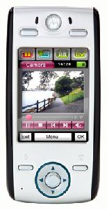 Мобилен телефон Motorola E680 снимка