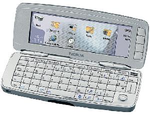 Мобилен телефон Nokia 9300 снимка