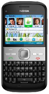 携帯電話 Nokia E5 写真