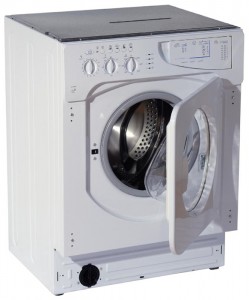 çamaşır makinesi Indesit IWME 10 fotoğraf